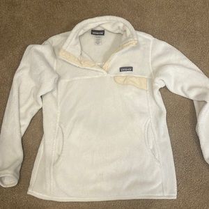 Patagonia sweatshirt